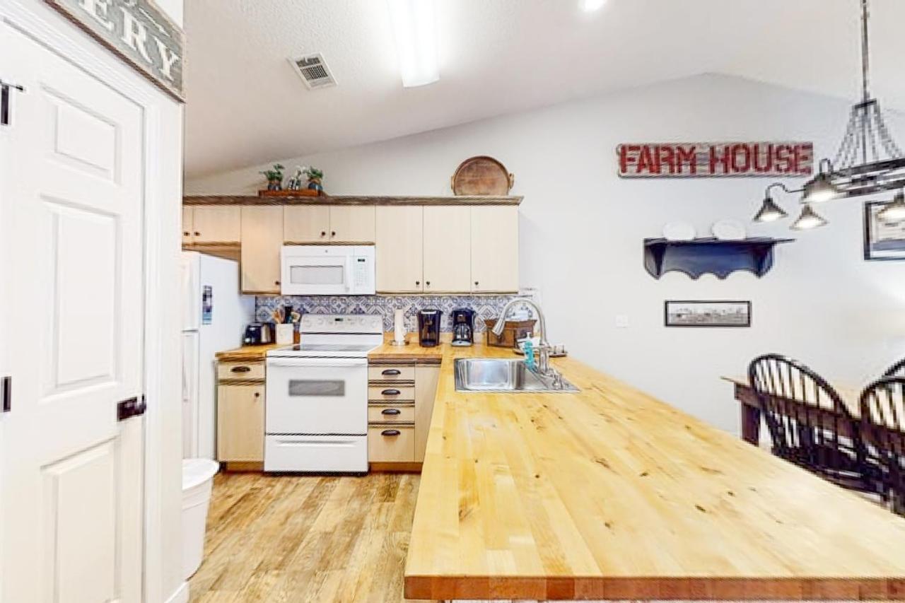 The Farmhouse At Fall Creek Branson Bagian luar foto